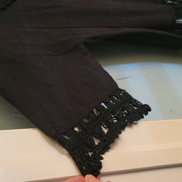 Pullover , intricately designed top - Picture 2 of 5